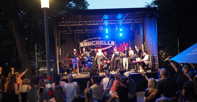 Kuhchella rockt das Parkfest 2025